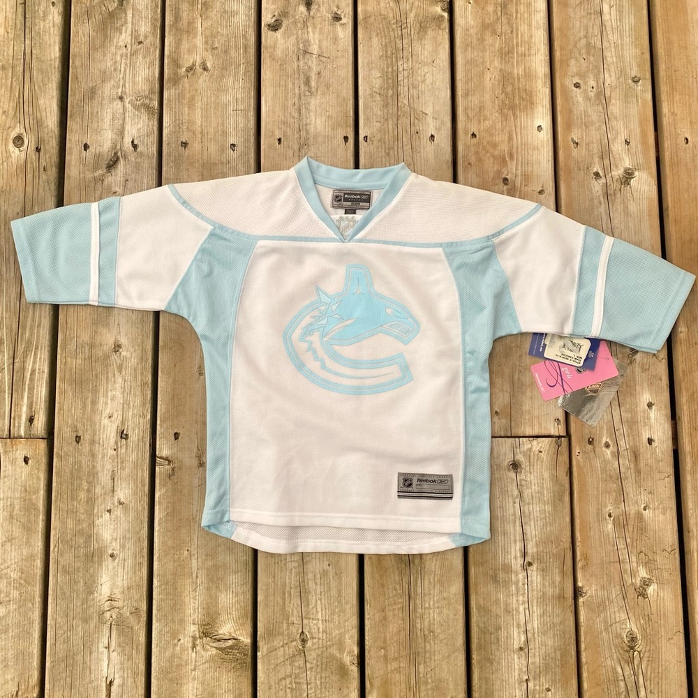 NWT Reebok Vancouver Canucks NHL Jersey Girls Youth Baby Blue Official Licensed